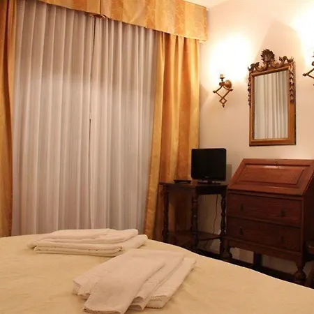 Capannina Otel 3*