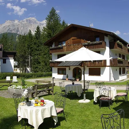 Capannina Otel Cortina dʼAmpezzo