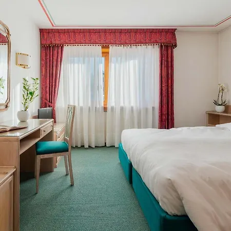 Capannina Otel 3*