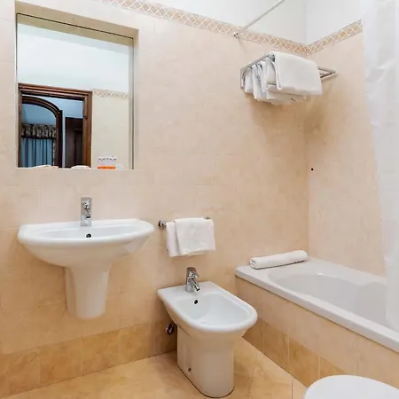 Capannina Otel 3*